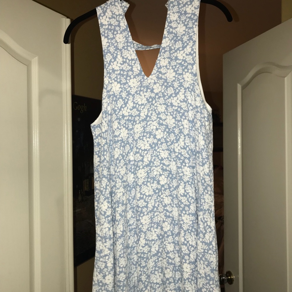 Blue floral short dress